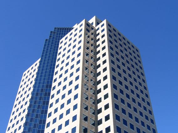 Снижение кадастровой стоимости на размер НДС через исправление технической ошибки